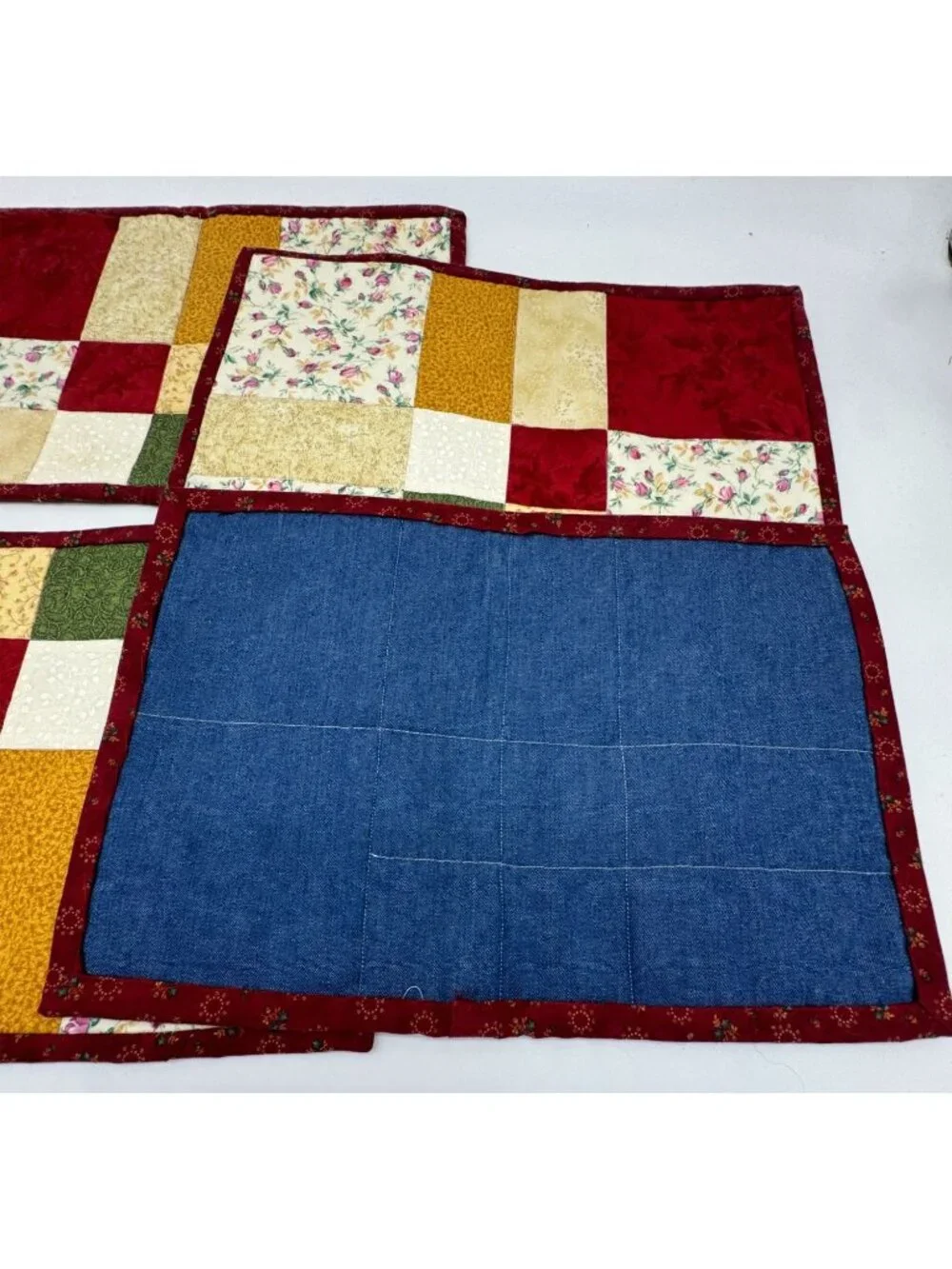 Lot Of 4 Vintage Handmade Patchwork Floral Quilted Placemats Cottage Table Decor
